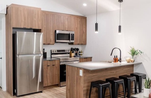 Winnipeg Casa | Modern, Prime Location & Comfort