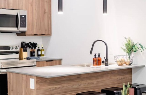 Winnipeg Casa | Modern, Prime Location & Comfort