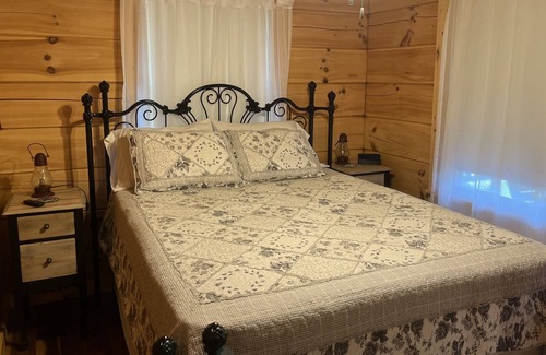 Dunlap Cabina | Modern, Private Cabin on the Sequatchie River, float, kayak, fish, play, relax!