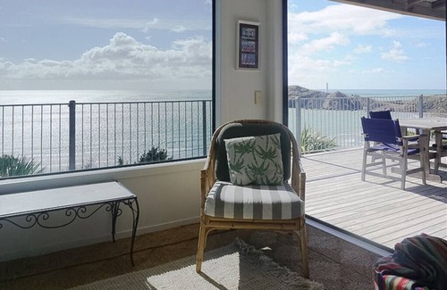 Castlepoint Casa | Moderna casa privada con impresionantes vistas al mar.