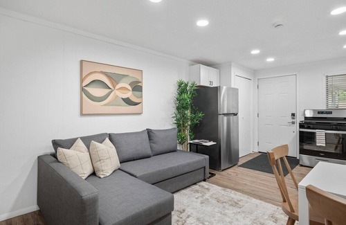 Bakerstown Apartamento | Modern & Quiet 1 Bdr Apt in Gibsonia/Pittsburgh