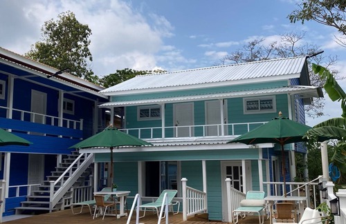 Isla de Utila Cabina | Habitación Moderna con Aire Acondicionado en la Isla de La Bahia Utila