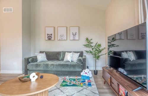 Morris Casa | Modern Ranch home, Pet Friendly, No Stairs. Near Rock Run Casino, Restaurants