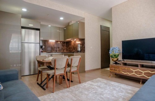 Mustafakemalpasa Apartamento | Modern residence in a complex with pool