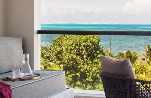 Punta Sam Hotel | Modern Resort Suite w/ Rooftop Tub, VIP Lounge & Spa Access Included