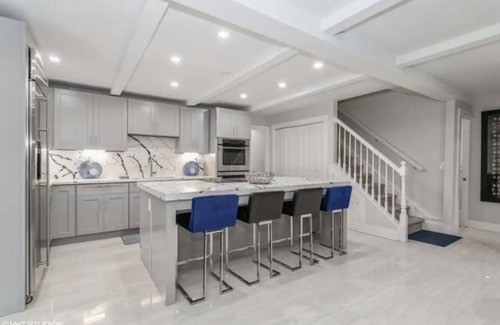 Chastain Park Casa | Modern Retreat in Buckhead next to Golf and Park