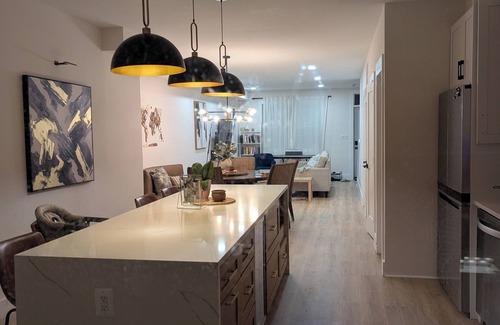 Edgewood Casa | Modern Retreat in DC-Walk to Metro & Union Market