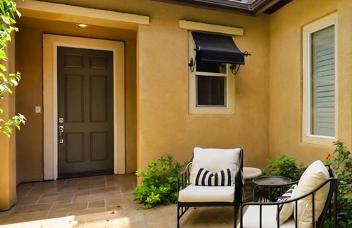 Greenacres Casa | MODERN RETREAT Prime location, Golf