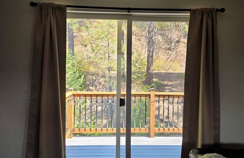 Kingston Condominio | Modern River Condo/Silver Mt./Hiawatha/Cda River