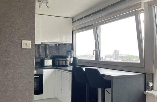 Woolwich Riverside Apartamento | Modern River-View Flat | Walk to O2, Elizabeth Line & Greenwich