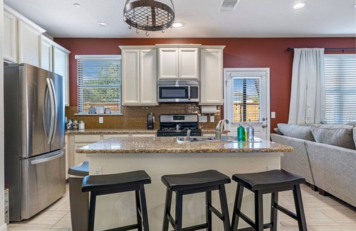 Round Rock Casa | Modern Rock 3BR 3B Downtown