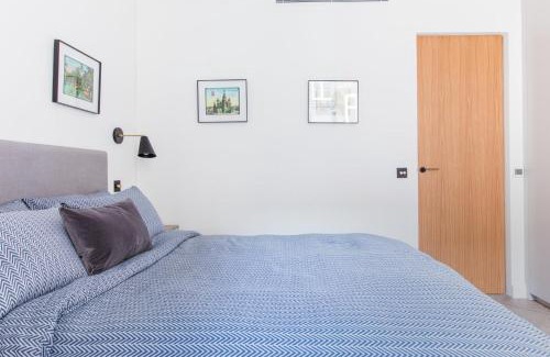 London City Centre Casa | Modern Rooms at Charing Cross