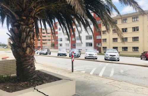 Humewood Casa | Modern rooms available close to the beach in Humewood