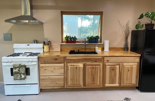 Canoncito Casa | Modern Rustic Charm for Nature Connection and Inspiration