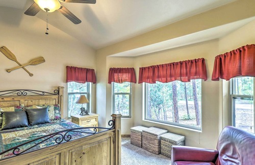 Sierra Pines Cabina | Modern-Rustic Show Low Cabin: Fire Pit, Grill