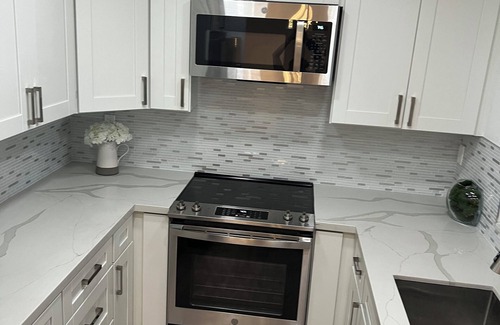 San Ramon Condominio | Modern San Ramon Condo – Stylish, Comfy Peaceful & Perfectly Located!