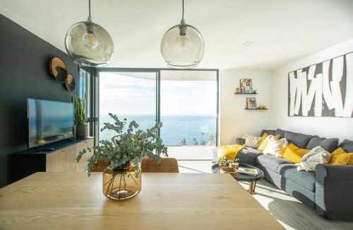 L'Albufereta Apartamento | Modern sea front East Wind