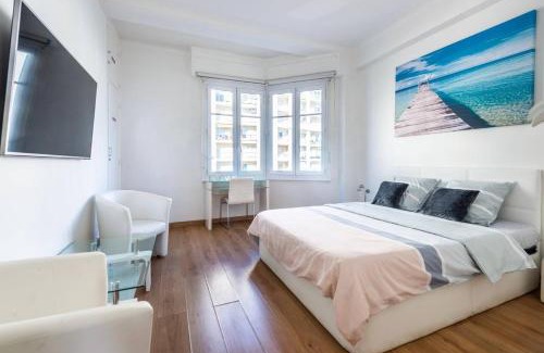 La Californie Apartamento | Modern Sea View Apartment on Promenade des Anglais