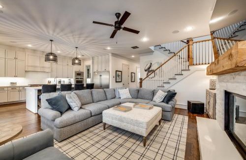 Lower Greenville Casa | Modern Serenity