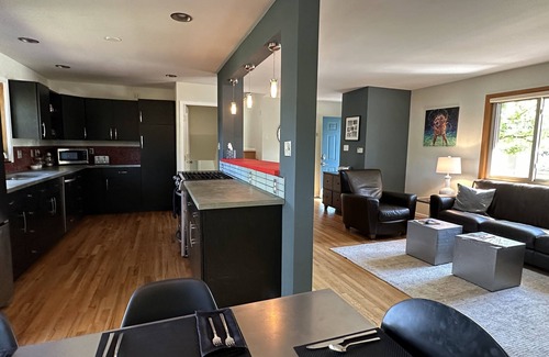 Martin Acres Casa | Modern SoBo 3-Bd with Office, Views; Near trails, dining, CU and Chautauqua