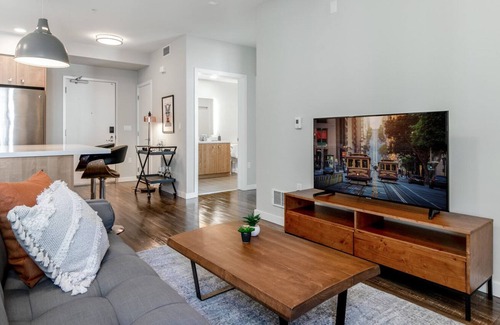 South of Market Apartamento | Modern SoMa 1BR w/ Gym + Roofdeck near BART (Civic Center) by Blueground