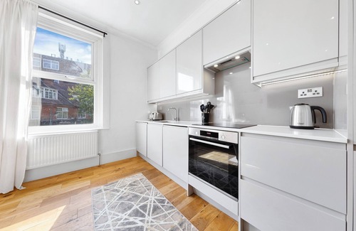 Mortlake Apartamento | Modern Spacious 2-bedroom apartment near Richmond Park and River Thames