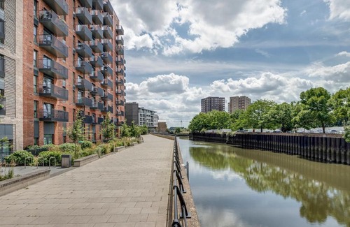 Gascoigne Apartamento | Modern, Spacious 2bed, 2bath apartment in Barking