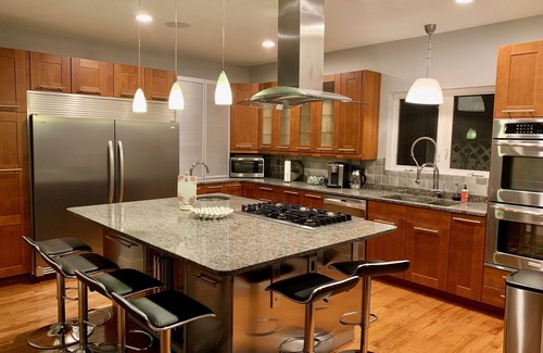 East Somerville Apartamento | MODERN Spacious 4bed 2bath HARVARD MIT BOS Cambridge Somerville walk everywhere!