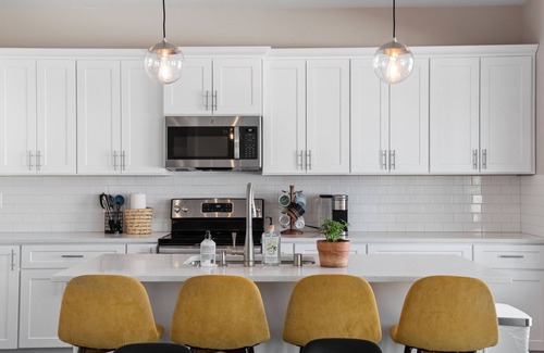 Spokane Casa | Modern Spacious Family Home w/ Hot Tub & Fire Pit