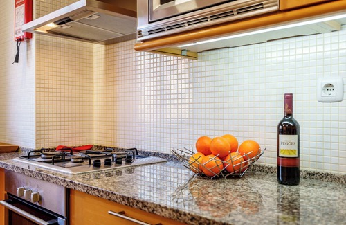 Montechoro Condominio | Modern & Spacious Flat with Pool close to Oura