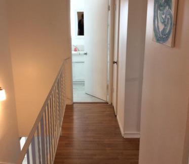 Valley Glen Casa | Modern spacious home close to Universal studio & Hollywood for 11