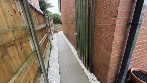 Oldham Casa | Modern, Spacious Home Near Manchester - Perfect for Families group