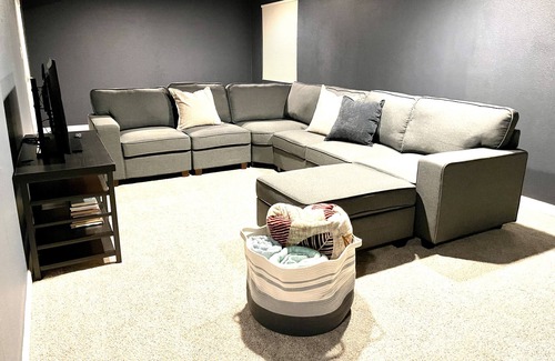 Lakewood Casa | Modern, spacious townhome 10 minutes from Red Rocks!