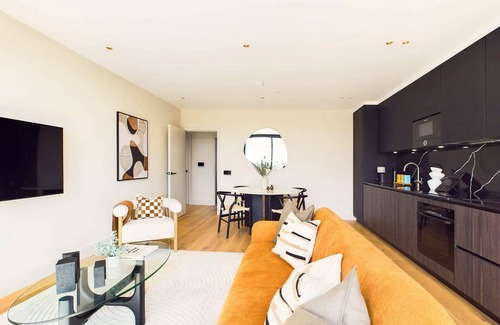 St. Pancras and Somers Town Apartamento | Modern St Pancras Apartment with Large Balcony