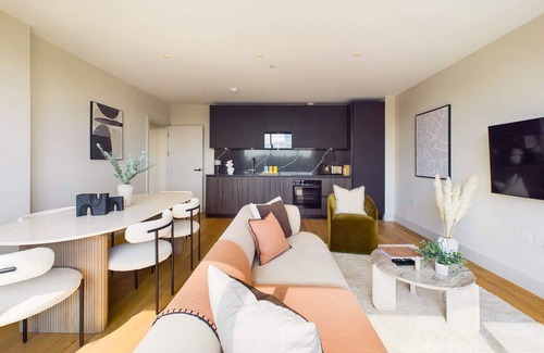 St. Pancras and Somers Town Apartamento | Modern St Pancras Apartment with Large Balcony