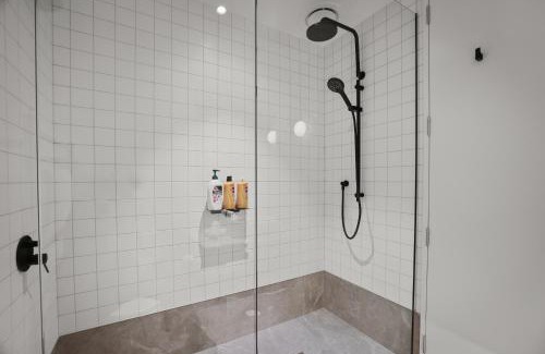 Christchurch City Centre Apartamento | Modern Stay Opposite North Hagley Park & Casino
