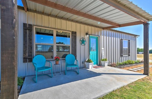 Morgan Mill Casa | Modern Stephenville Farmhouse 8 Mi to Dtwn!