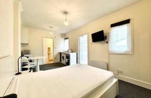 Wimbledon Apartamento | Modern Studio 1 min Walk Station