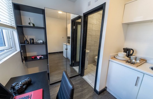 Selly Oak Apartamento | Modern Studio 10 Mins on Train to City!