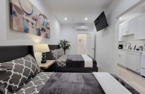 Beverly Hills Apartamento | Modern Studio apartment right next to MrC hotel 5 minutes to Rodeo Drive