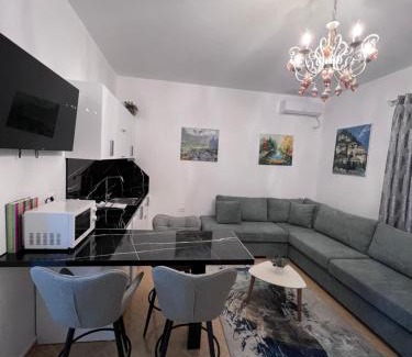 Tirana Apartamento | Modern Studio Apartment in a Villa - Tiranë