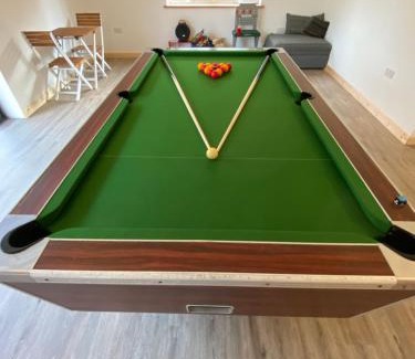 Longtown Apartamento | Modern studio apartment set beneath the black mountains A stones throw from the offas dyke path