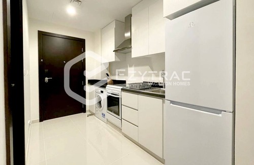 Dubai World Central Apartamento | Modern Studio - Damac Celestia -Dubai South - Ezytrac Vacation Homes