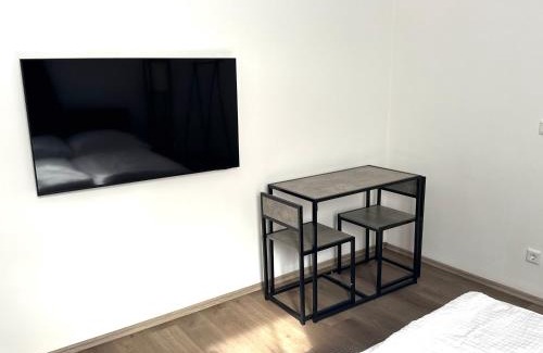 Bielefeld Apartamento | Modern studio for 2 - Central I Parking I WiFi