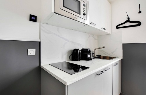 18th Arrondissement Apartamento | Modern Studio for 2P With A/C - Near Montmartre