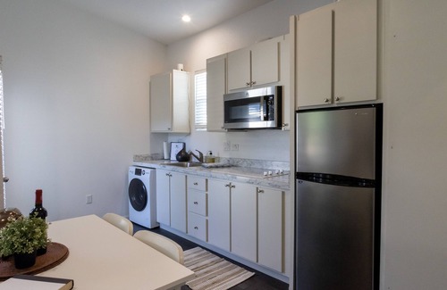 Culver - West Casa | Modern Studio House 🌞 Fully private & 5 min to beach
