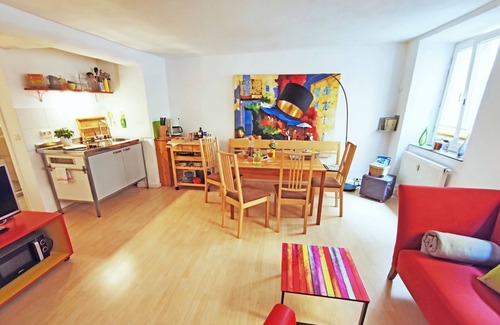 Landshut Apartamento | Estudio moderno en el casco antiguo.