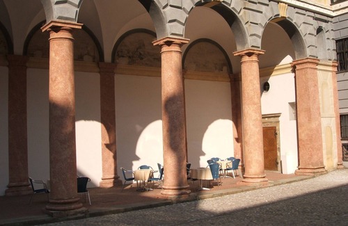 Landshut Apartamento | Estudio moderno en el casco antiguo.
