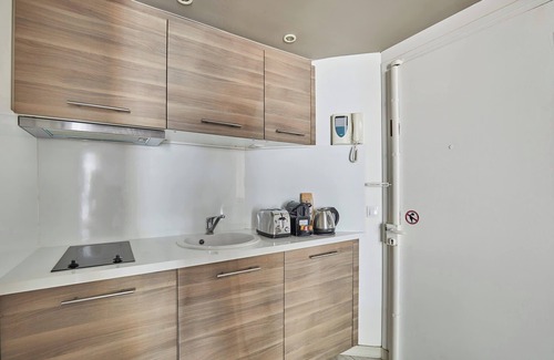 Chaillot Apartamento | Modern Studio Montaigne Champs Elysees