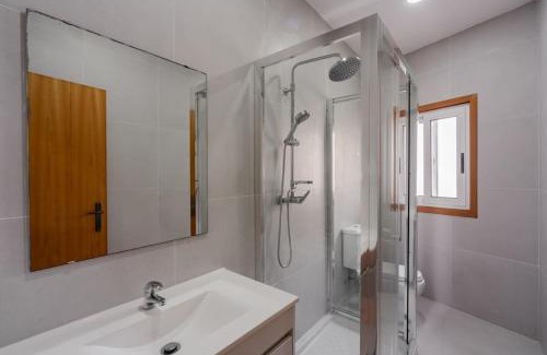 Senhora da Hora Apartamento | Modern studio near Metro Station